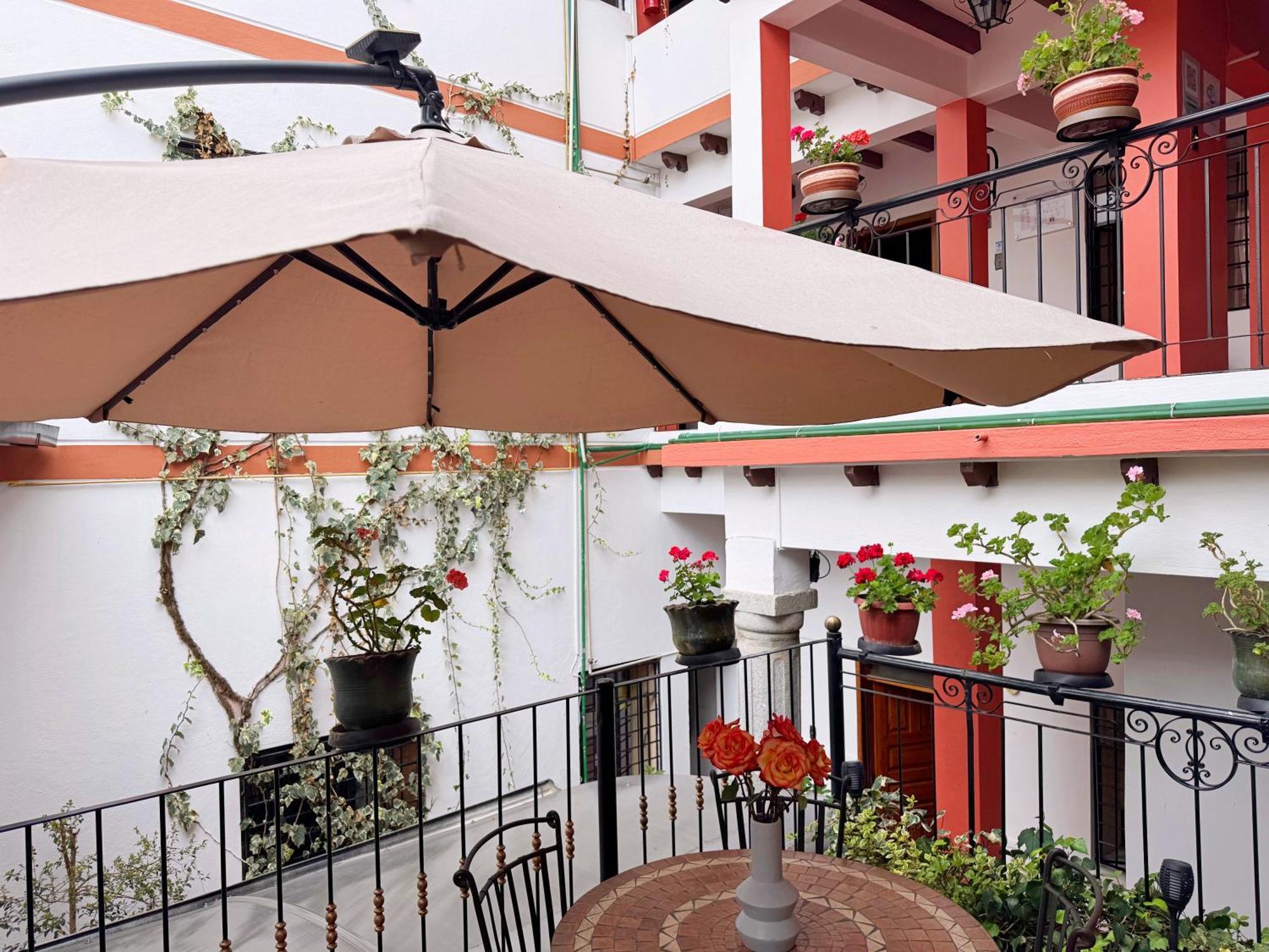 Fantastico Loft Centro Historico Quito Apartment Exterior foto